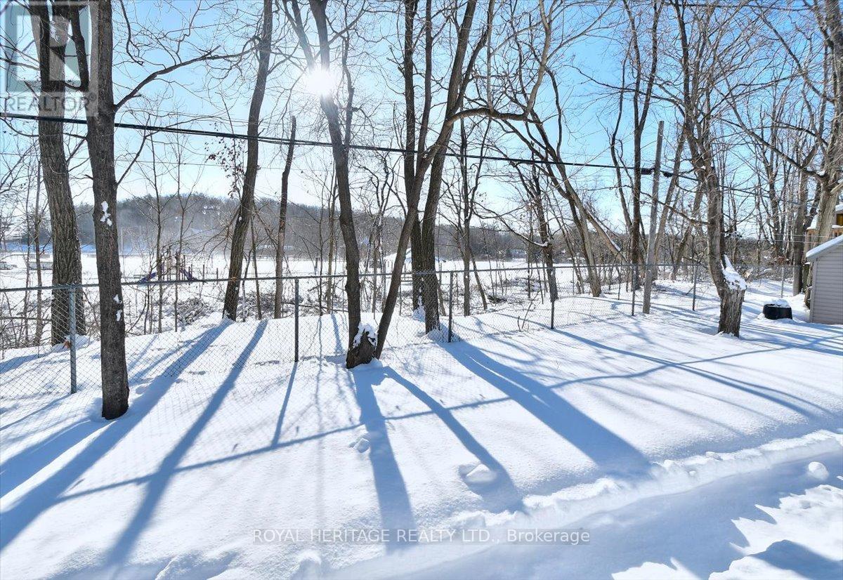 731 Peterborough Avenue, Selwyn, Ontario  K0L 1H0 - Photo 38 - X12864772