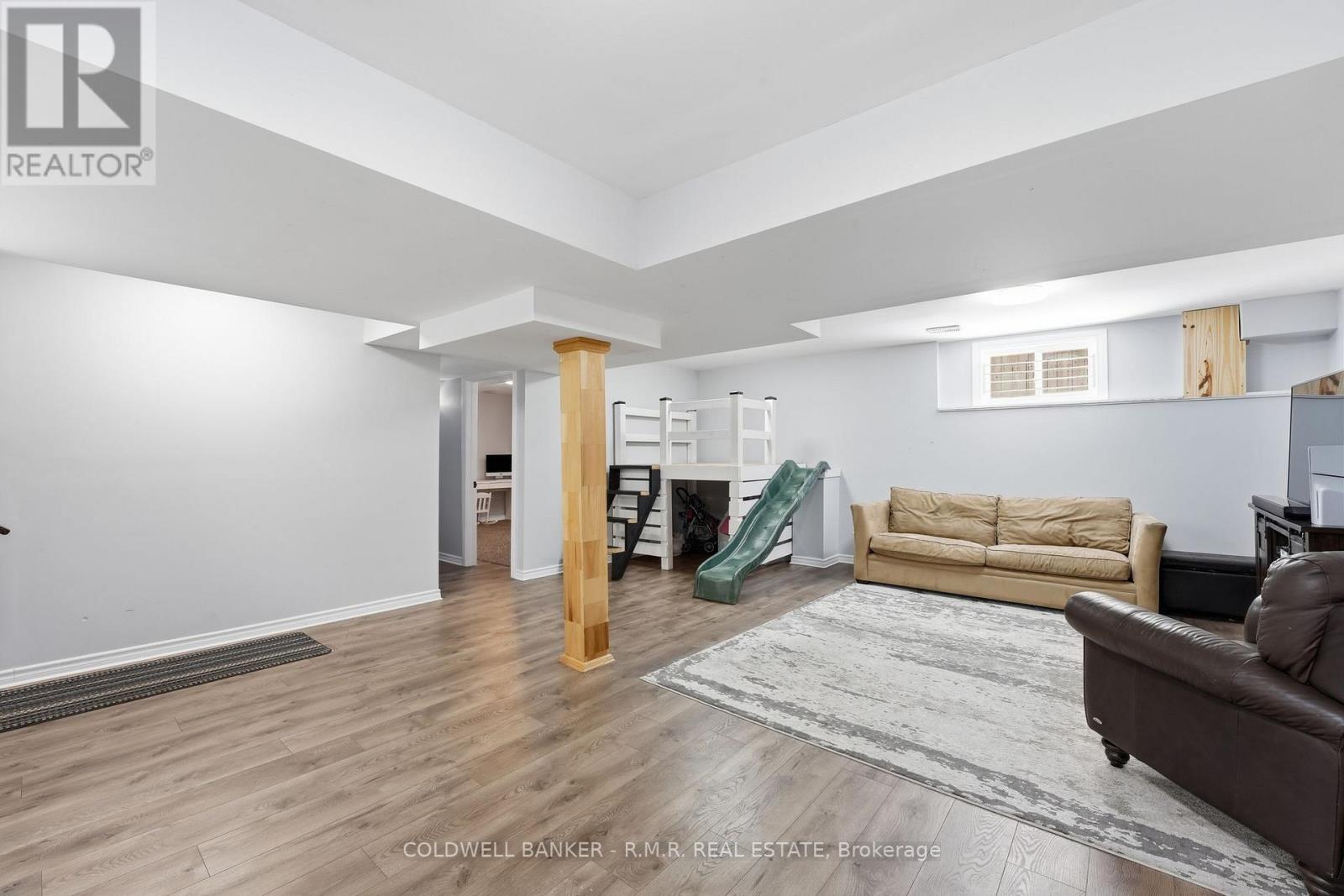 29 Logan Lane, Kawartha Lakes (Lindsay), Ontario  K9V 0L3 - Photo 36 - X12865340