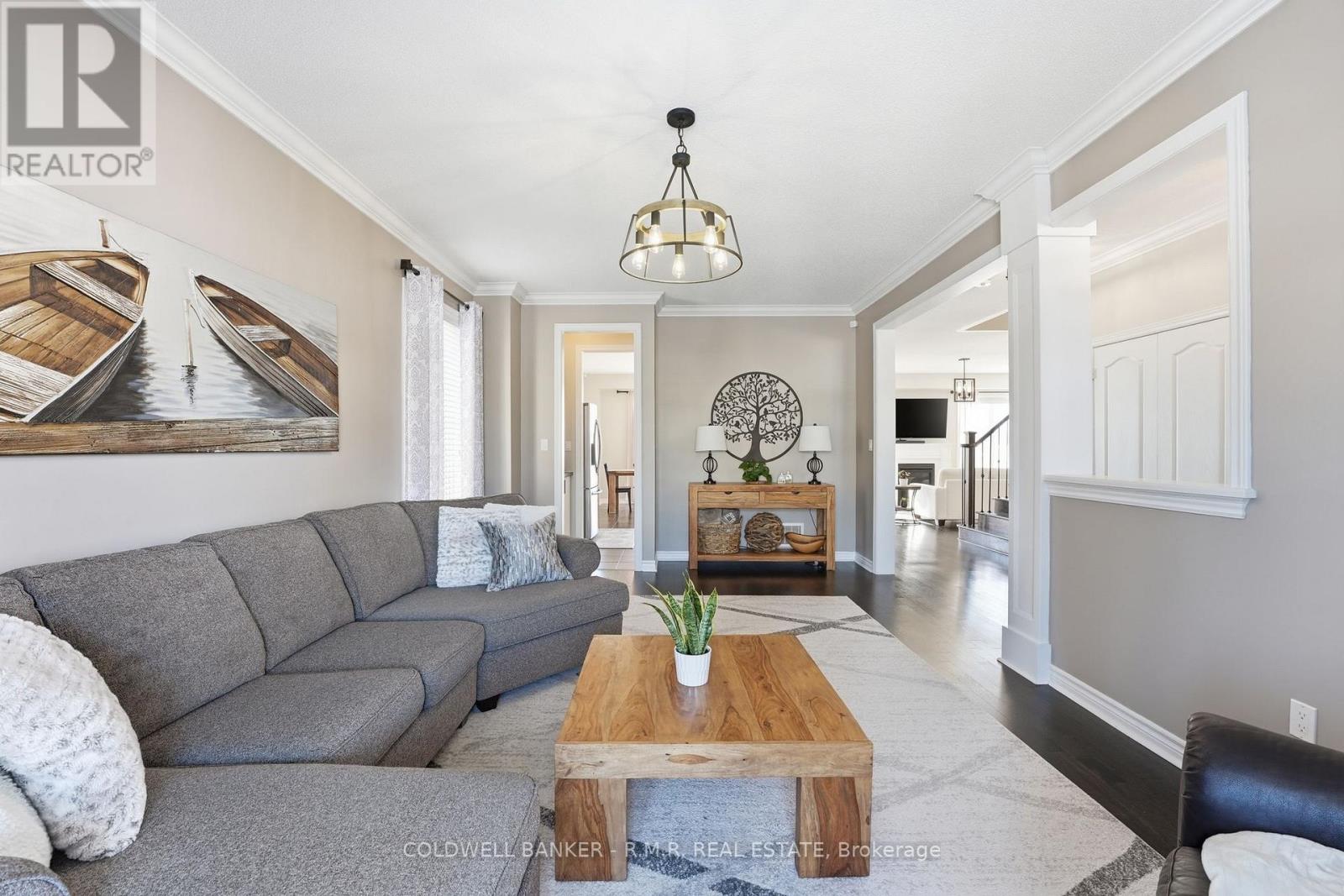 29 Logan Lane, Kawartha Lakes (Lindsay), Ontario  K9V 0L3 - Photo 4 - X12865340