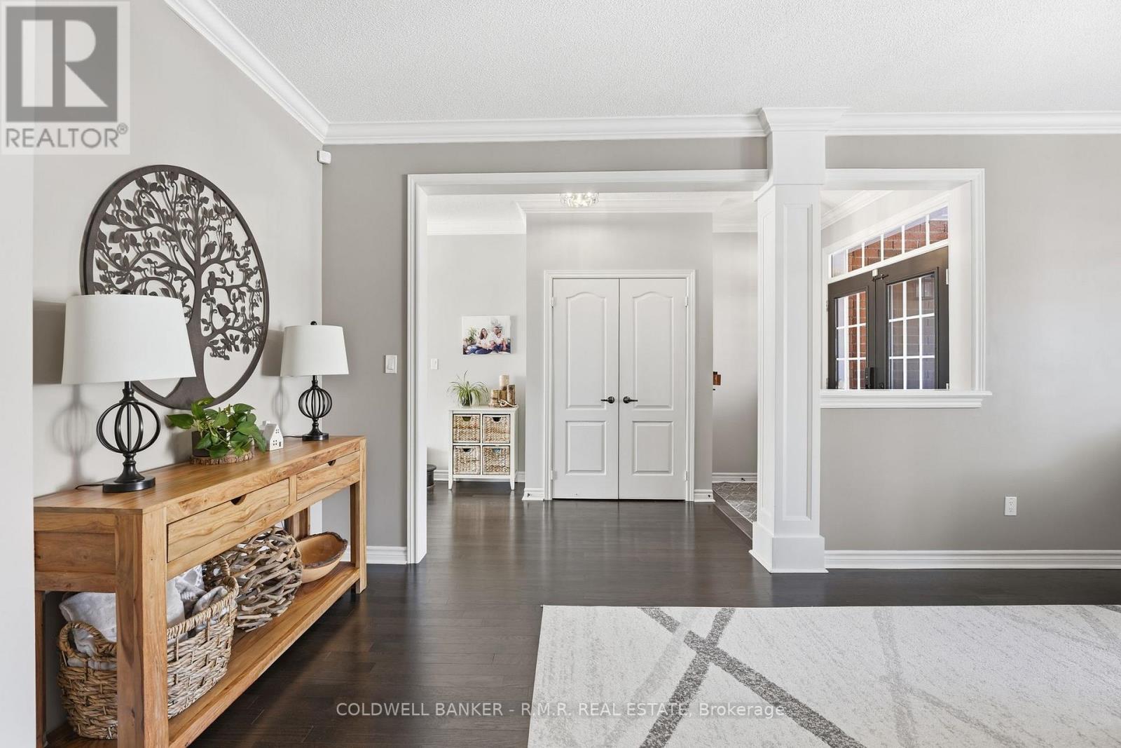 29 Logan Lane, Kawartha Lakes (Lindsay), Ontario  K9V 0L3 - Photo 6 - X12865340