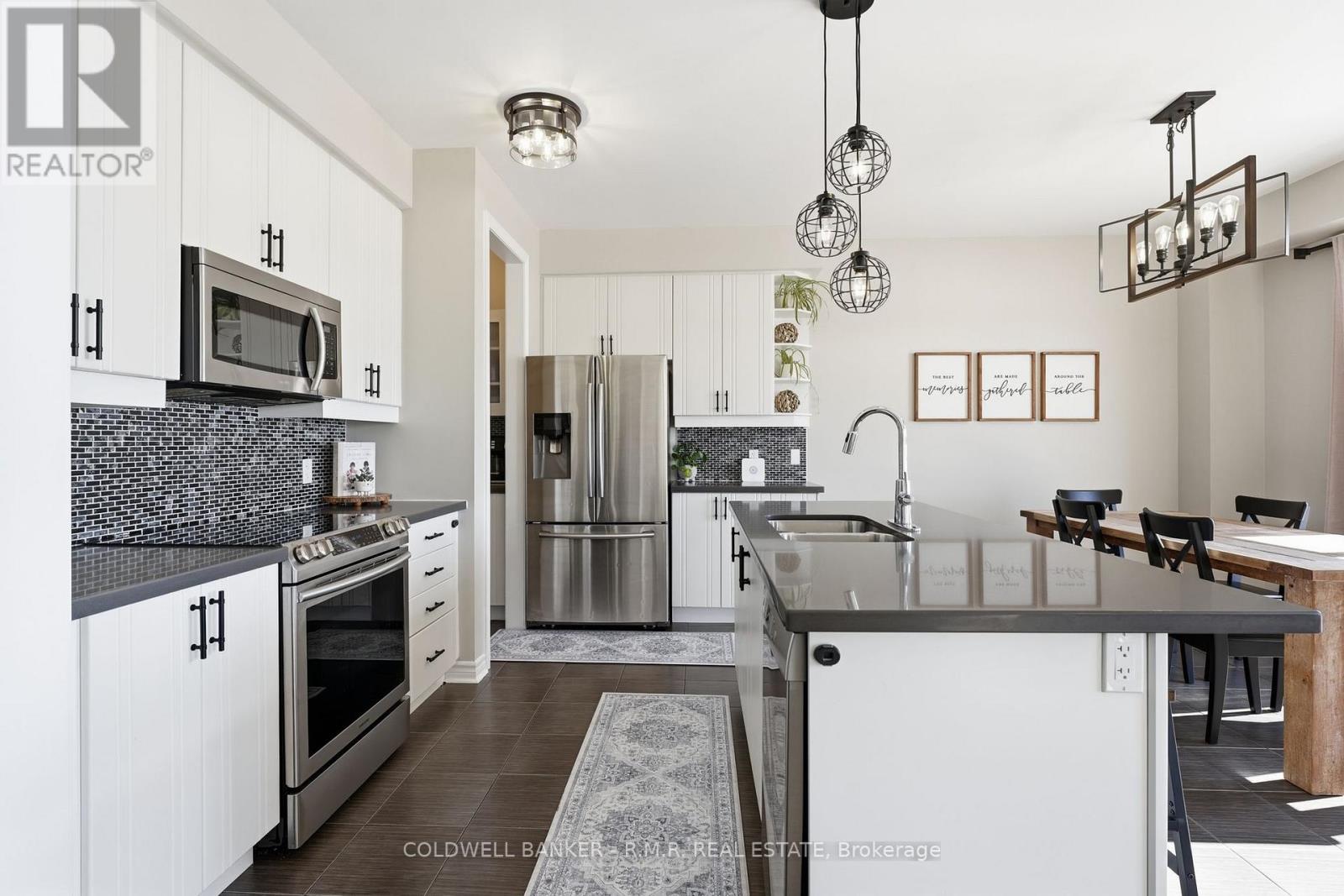 29 Logan Lane, Kawartha Lakes (Lindsay), Ontario  K9V 0L3 - Photo 8 - X12865340