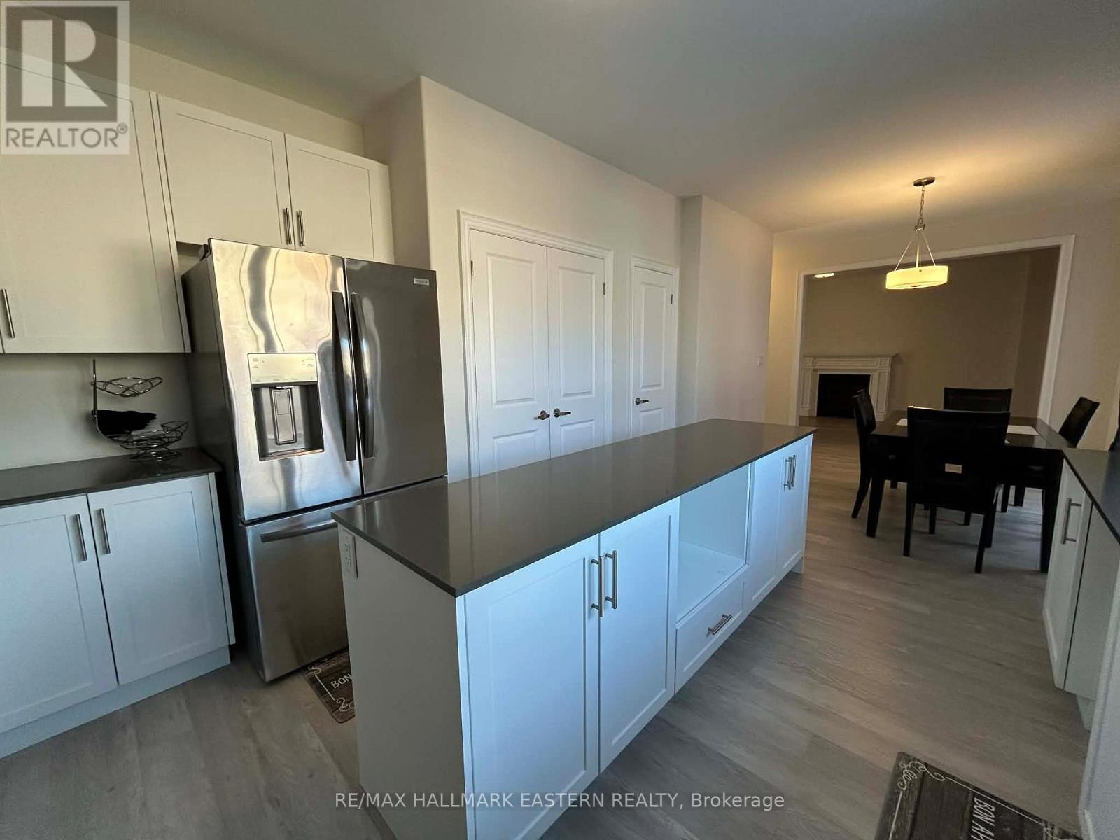 534 Macintosh Grove, Peterborough (Northcrest Ward 5), Ontario  K9H 0K1 - Photo 12 - X12865368