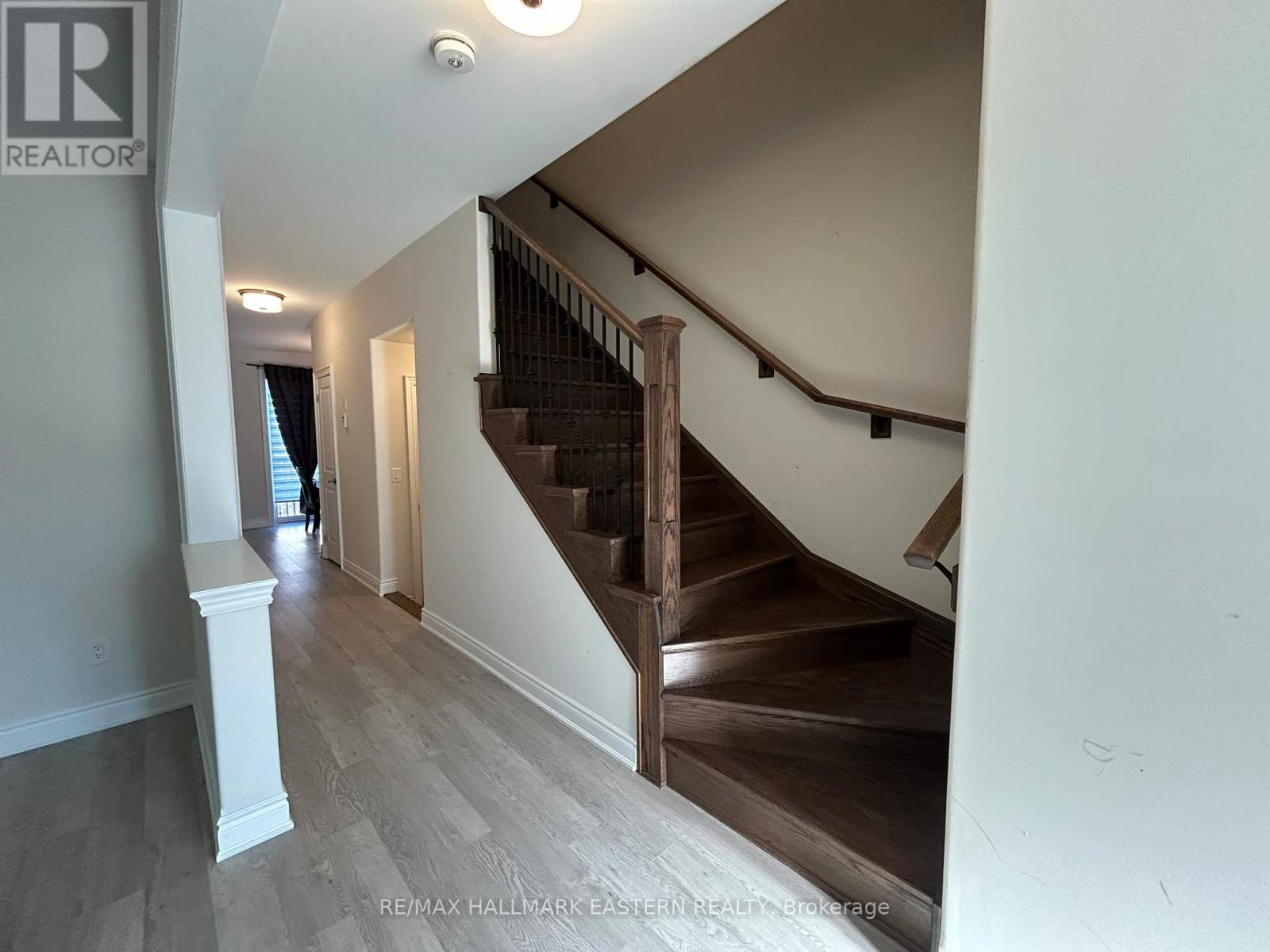 534 Macintosh Grove, Peterborough (Northcrest Ward 5), Ontario  K9H 0K1 - Photo 14 - X12865368