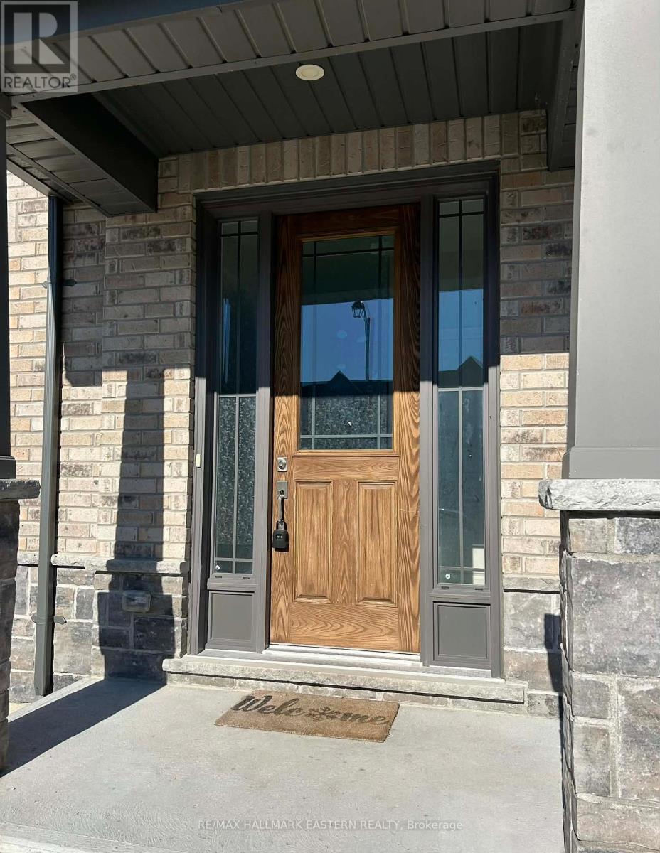 534 Macintosh Grove, Peterborough (Northcrest Ward 5), Ontario  K9H 0K1 - Photo 2 - X12865368