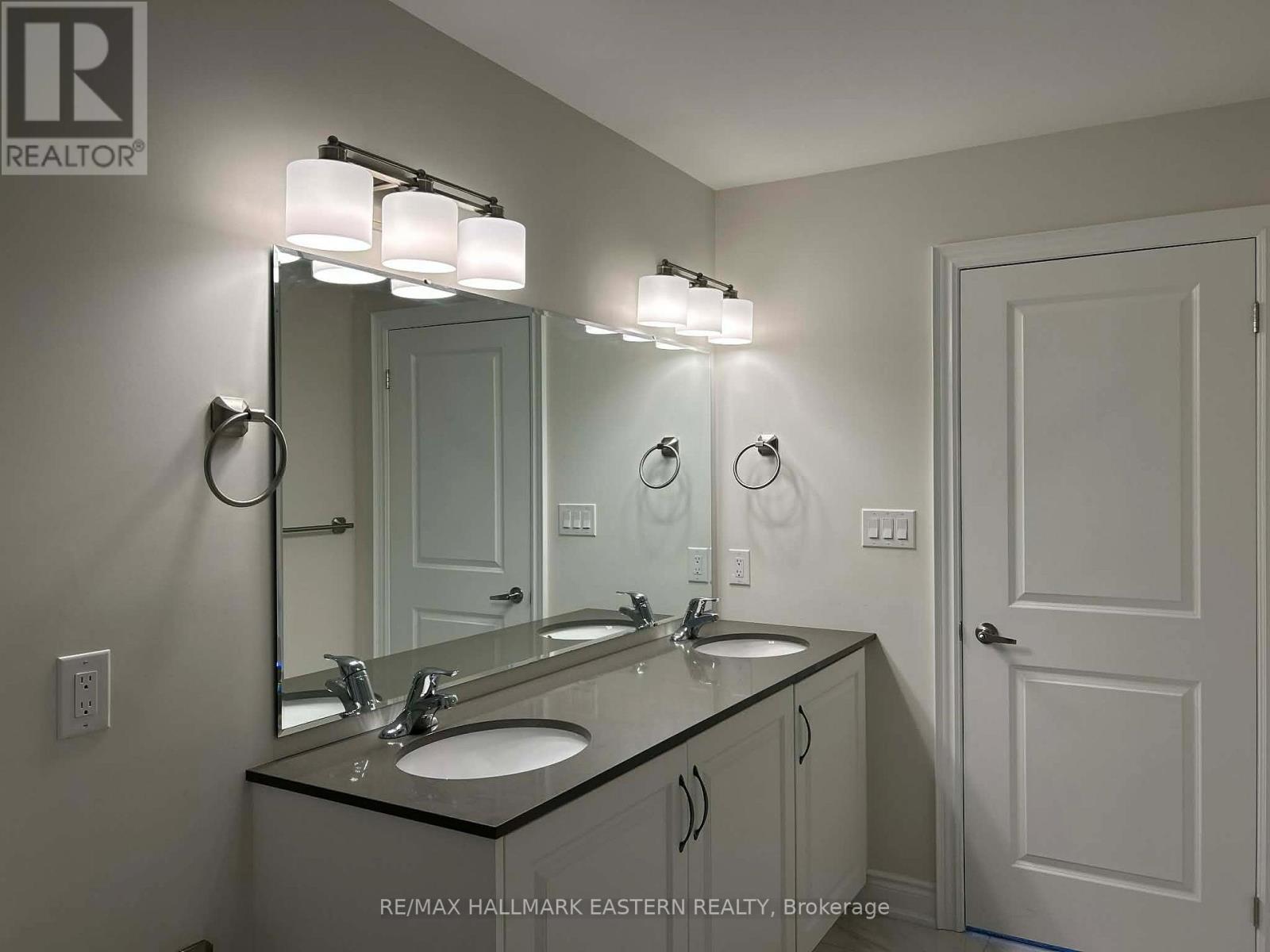 534 Macintosh Grove, Peterborough (Northcrest Ward 5), Ontario  K9H 0K1 - Photo 22 - X12865368