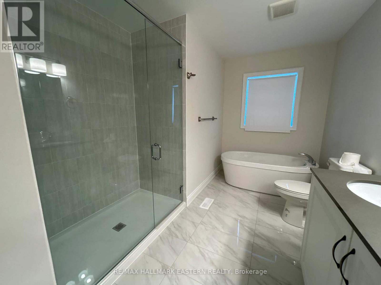 534 Macintosh Grove, Peterborough (Northcrest Ward 5), Ontario  K9H 0K1 - Photo 26 - X12865368