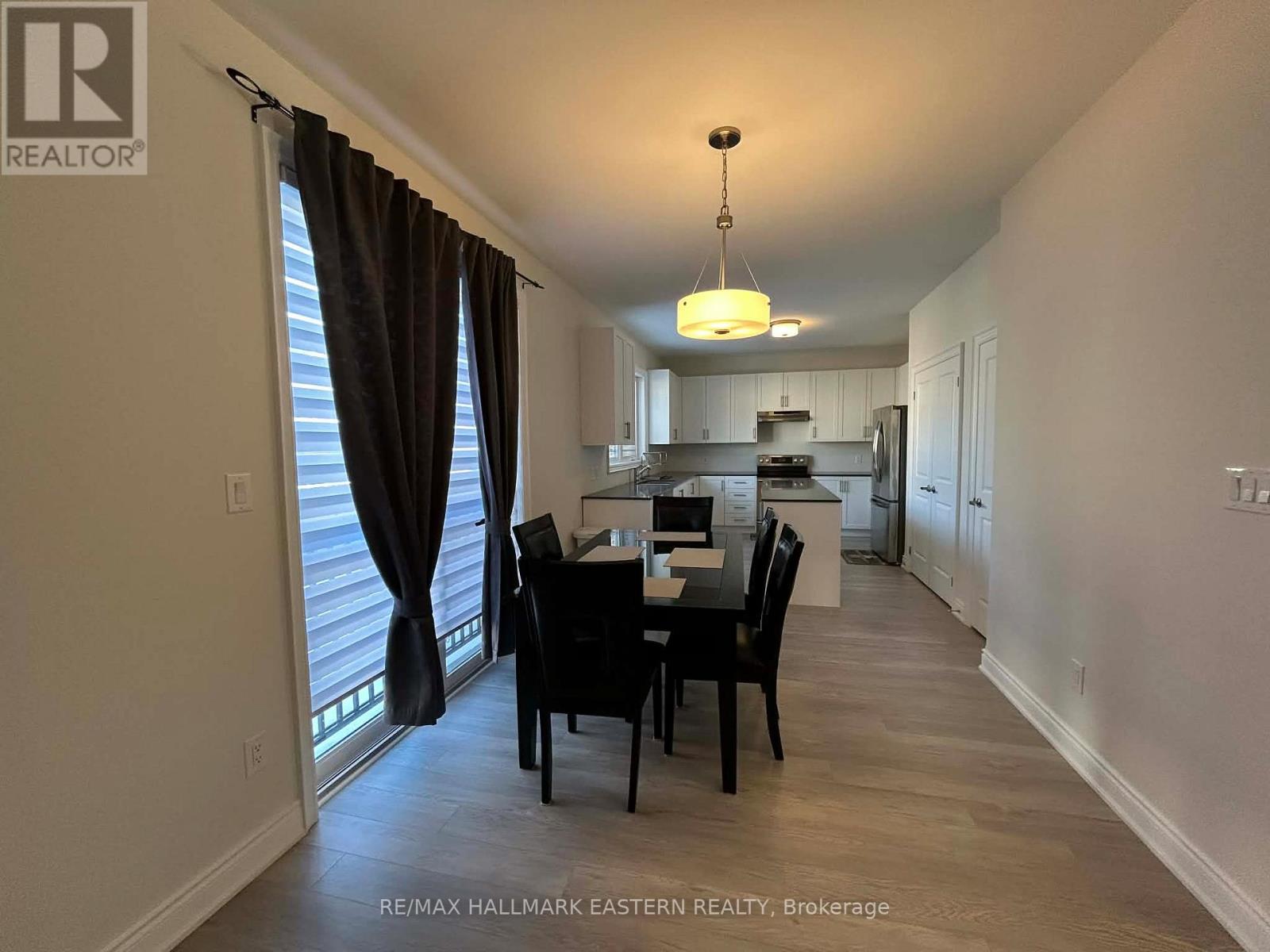 534 Macintosh Grove, Peterborough (Northcrest Ward 5), Ontario  K9H 0K1 - Photo 9 - X12865368