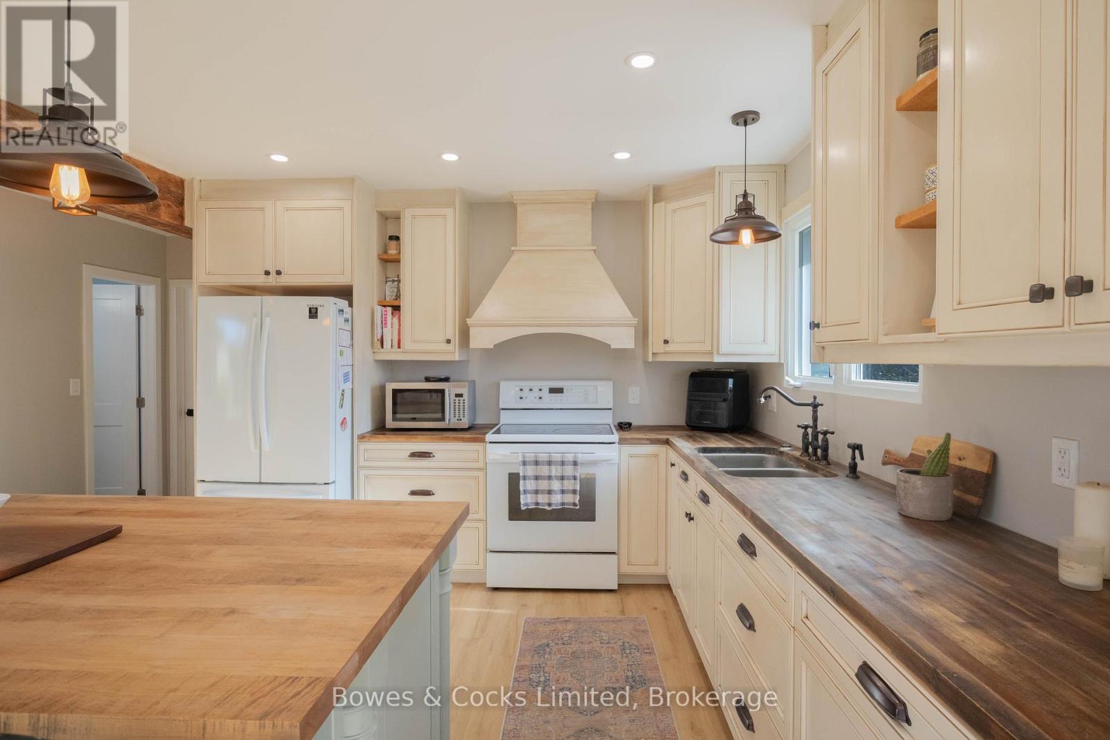 159 South Baptiste Lake Road, Hastings Highlands (Herschel Ward), Ontario  K0L 1C0 - Photo 14 - X12865402