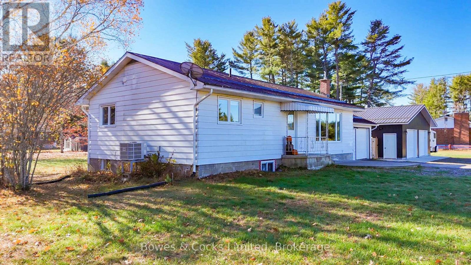 159 South Baptiste Lake Road, Hastings Highlands (Herschel Ward), Ontario  K0L 1C0 - Photo 4 - X12865402