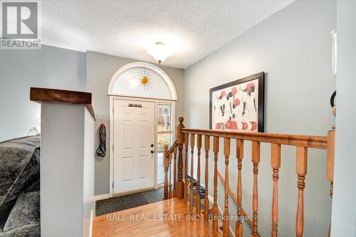 5 Oak Street, Bancroft (Bancroft Ward), Ontario  K0L 1C0 - Photo 3 - X12865748