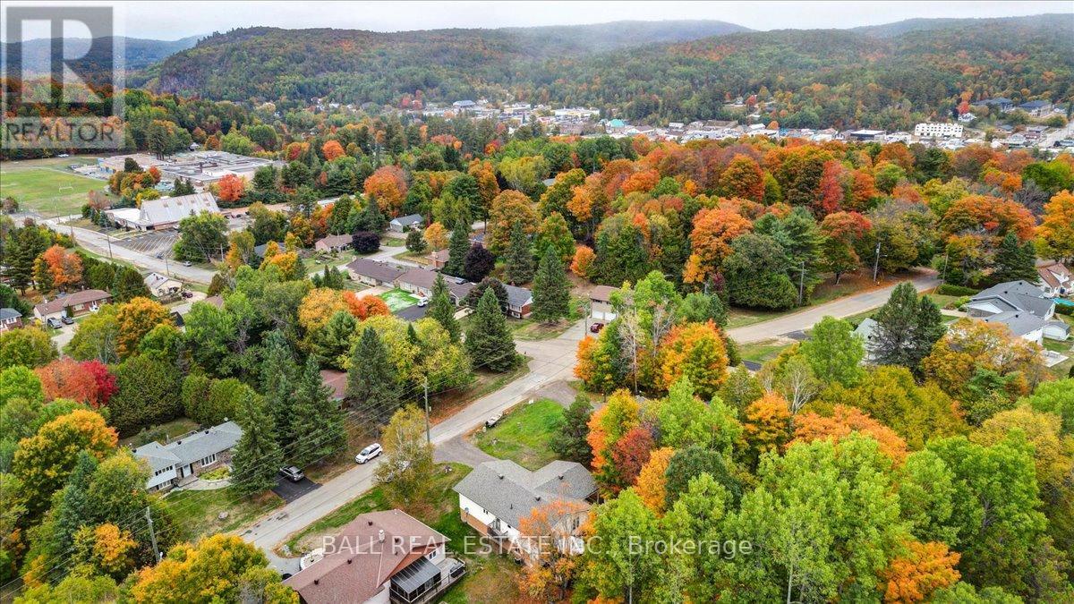 5 Oak Street, Bancroft (Bancroft Ward), Ontario  K0L 1C0 - Photo 38 - X12865748
