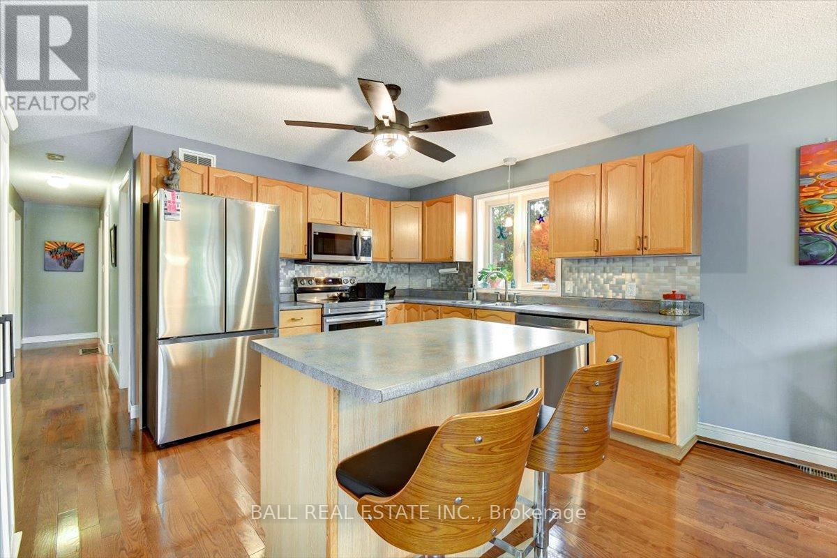 5 Oak Street, Bancroft (Bancroft Ward), Ontario  K0L 1C0 - Photo 5 - X12865748