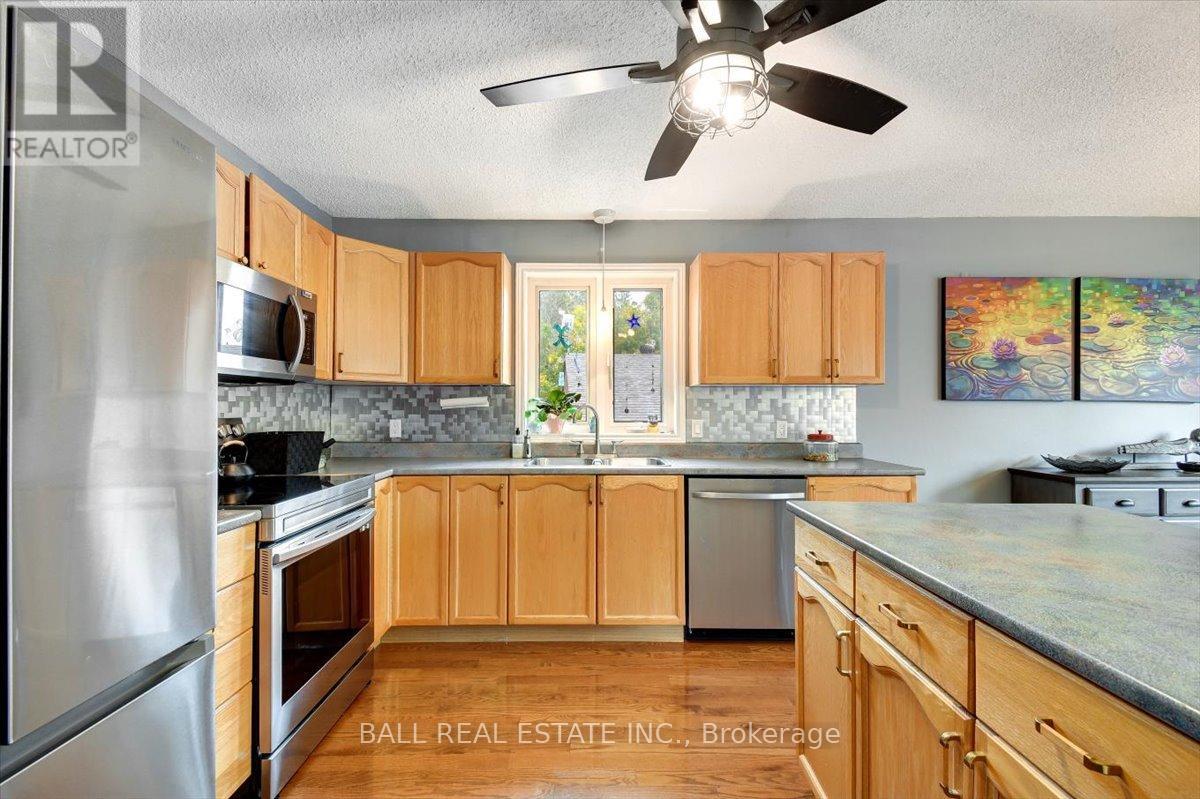 5 Oak Street, Bancroft (Bancroft Ward), Ontario  K0L 1C0 - Photo 8 - X12865748