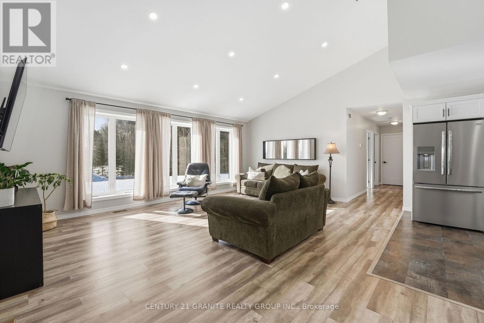 36 Fraser Lake Road, Carlow/mayo (Carlow Ward), Ontario  K0L 1G0 - Photo 13 - X12865828