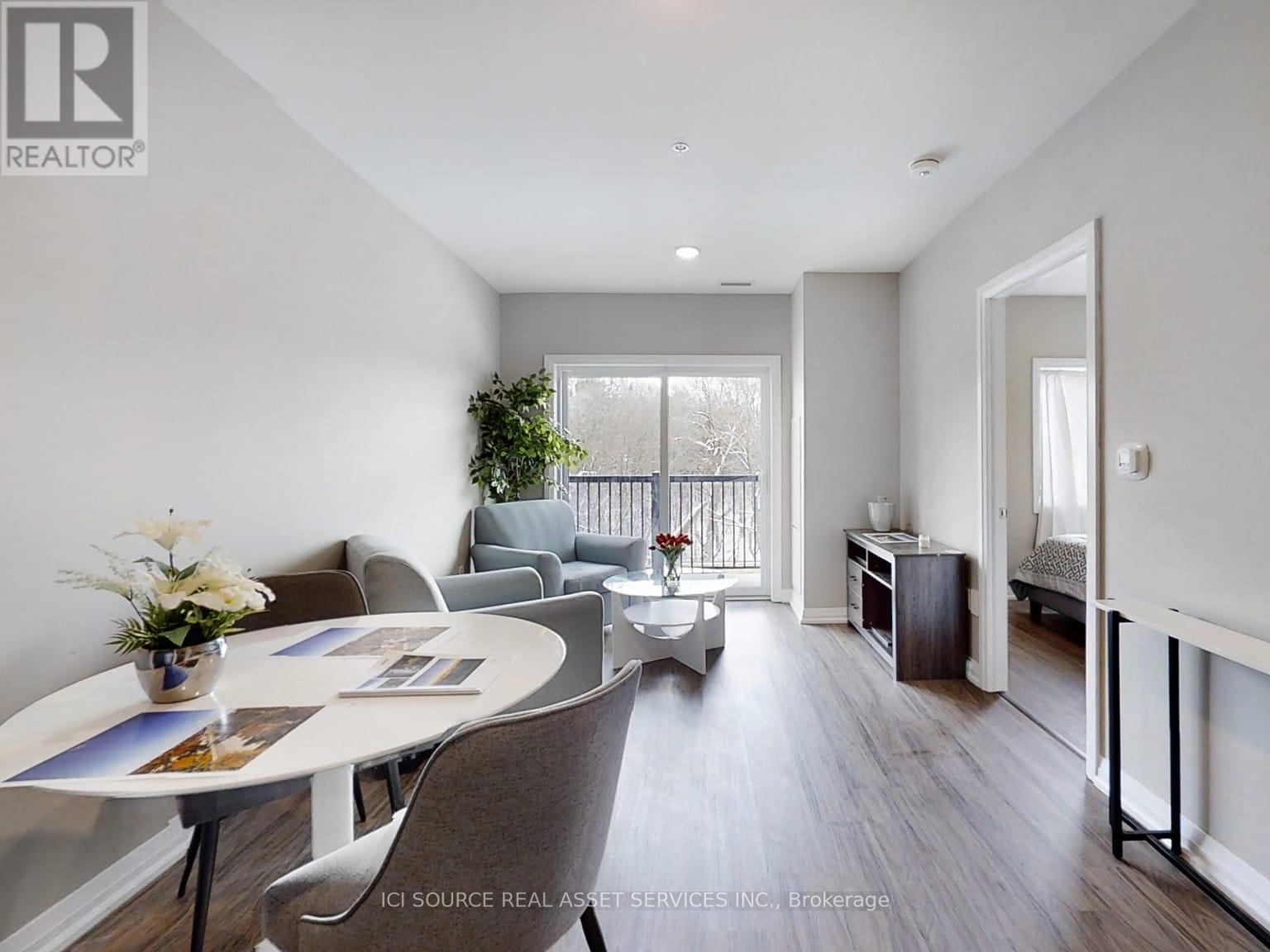 305 - 77 William Street N, Kawartha Lakes (Lindsay), Ontario  K9V 4A2 - Photo 3 - X12866030