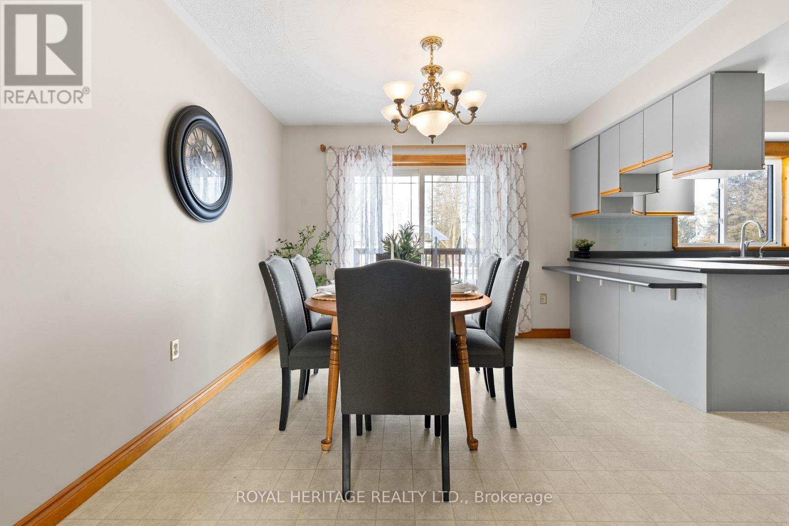 9 Teepee Court, Kawartha Lakes (Fenelon), Ontario  K9V 4R6 - Photo 13 - X12866502