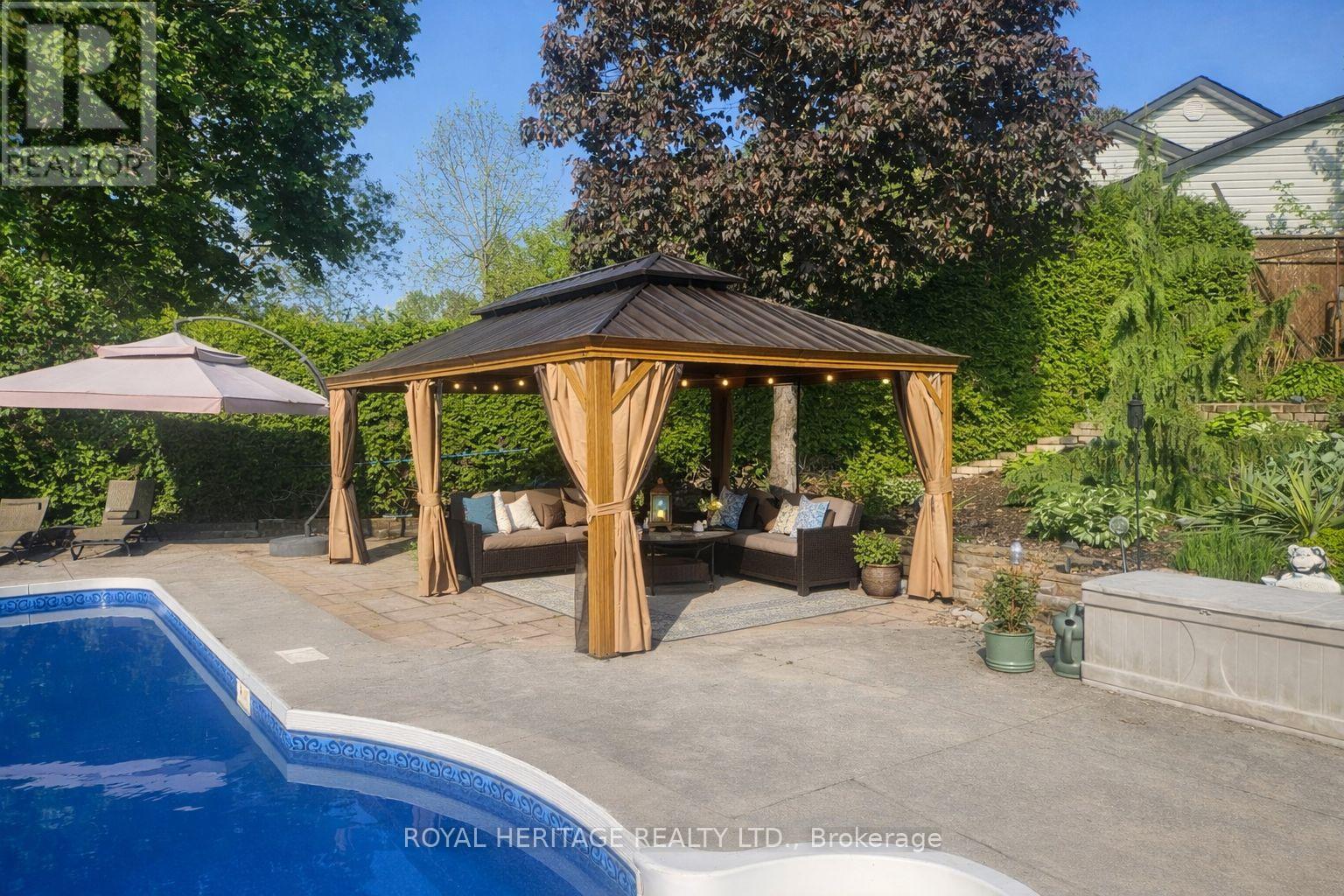 9 Teepee Court, Kawartha Lakes (Fenelon), Ontario  K9V 4R6 - Photo 40 - X12866502