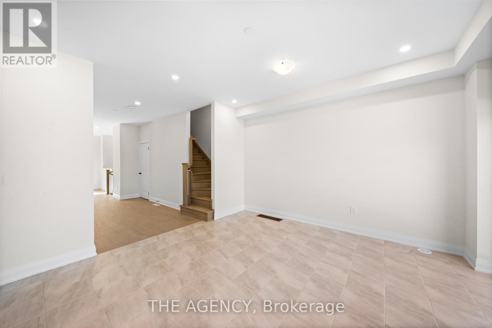 25 - 22 Marret Lane, Clarington (Newcastle), Ontario  L1B 1J2 - Photo 14 - E12866464