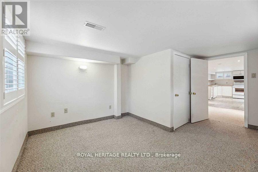 115 Albert Street N, Kawartha Lakes (Lindsay), Ontario  K9V 4K6 - Photo 10 - X12866452