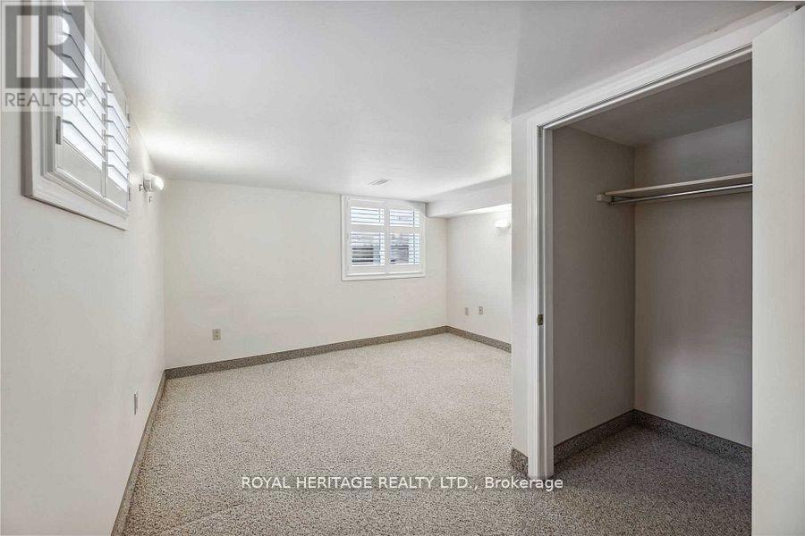 115 Albert Street N, Kawartha Lakes (Lindsay), Ontario  K9V 4K6 - Photo 11 - X12866452