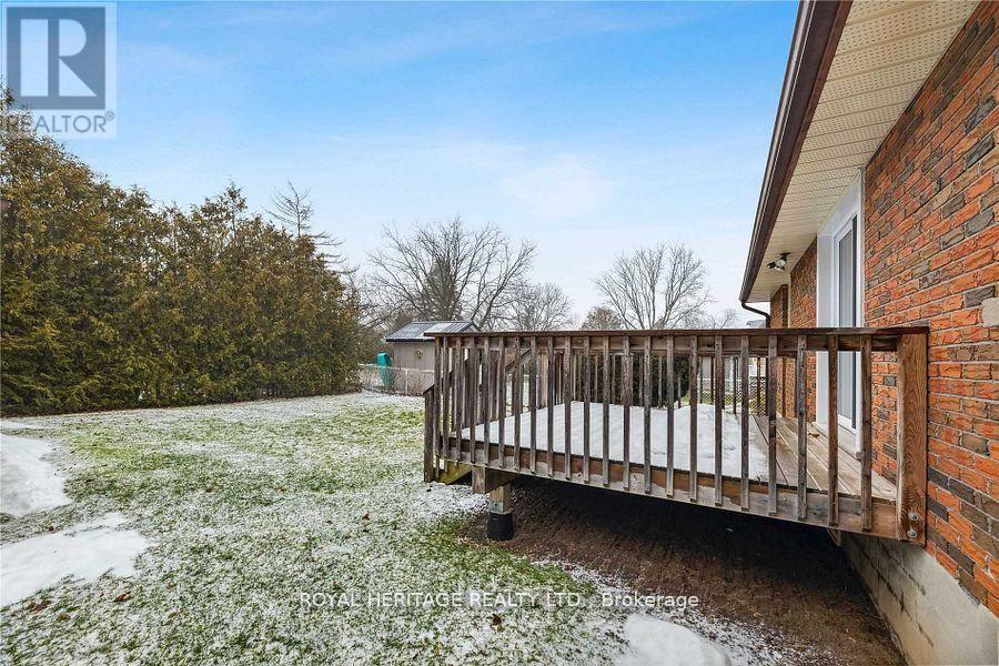 115 Albert Street N, Kawartha Lakes (Lindsay), Ontario  K9V 4K6 - Photo 19 - X12866452