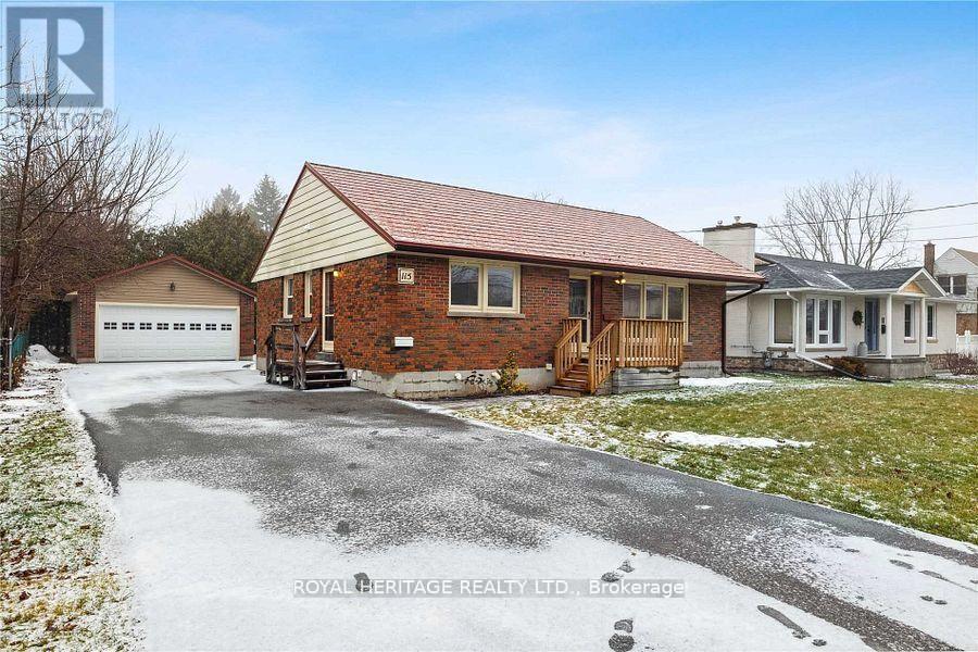 115 Albert Street N, Kawartha Lakes (Lindsay), Ontario  K9V 4K6 - Photo 2 - X12866452