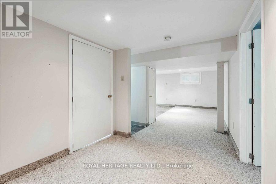 115 Albert Street N, Kawartha Lakes (Lindsay), Ontario  K9V 4K6 - Photo 9 - X12866452