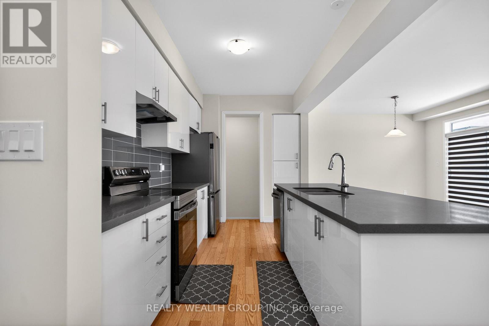 803 Griffin Trail, Peterborough (Monaghan Ward 2), Ontario  K9K 0J1 - Photo 7 - X12866500