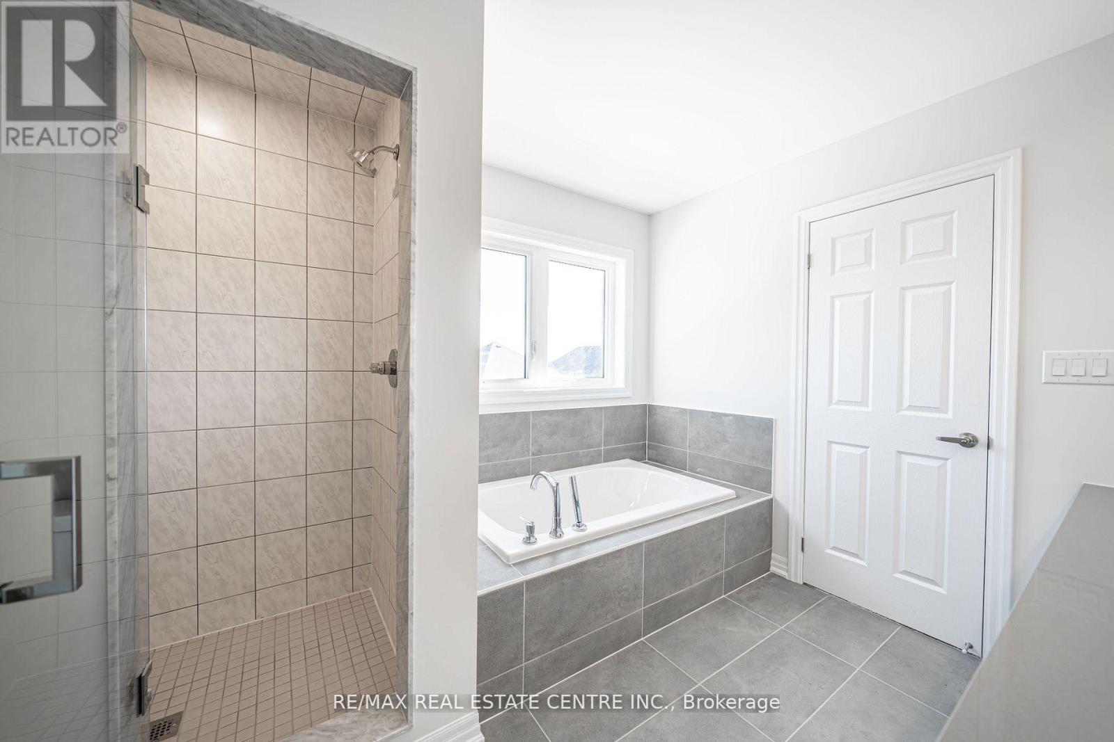 47 Northrop Avenue, Clarington (Newcastle), Ontario  L1B 1G9 - Photo 17 - E12866918