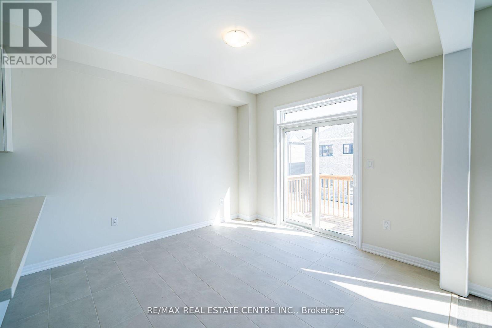 47 Northrop Avenue, Clarington (Newcastle), Ontario  L1B 1G9 - Photo 8 - E12866918