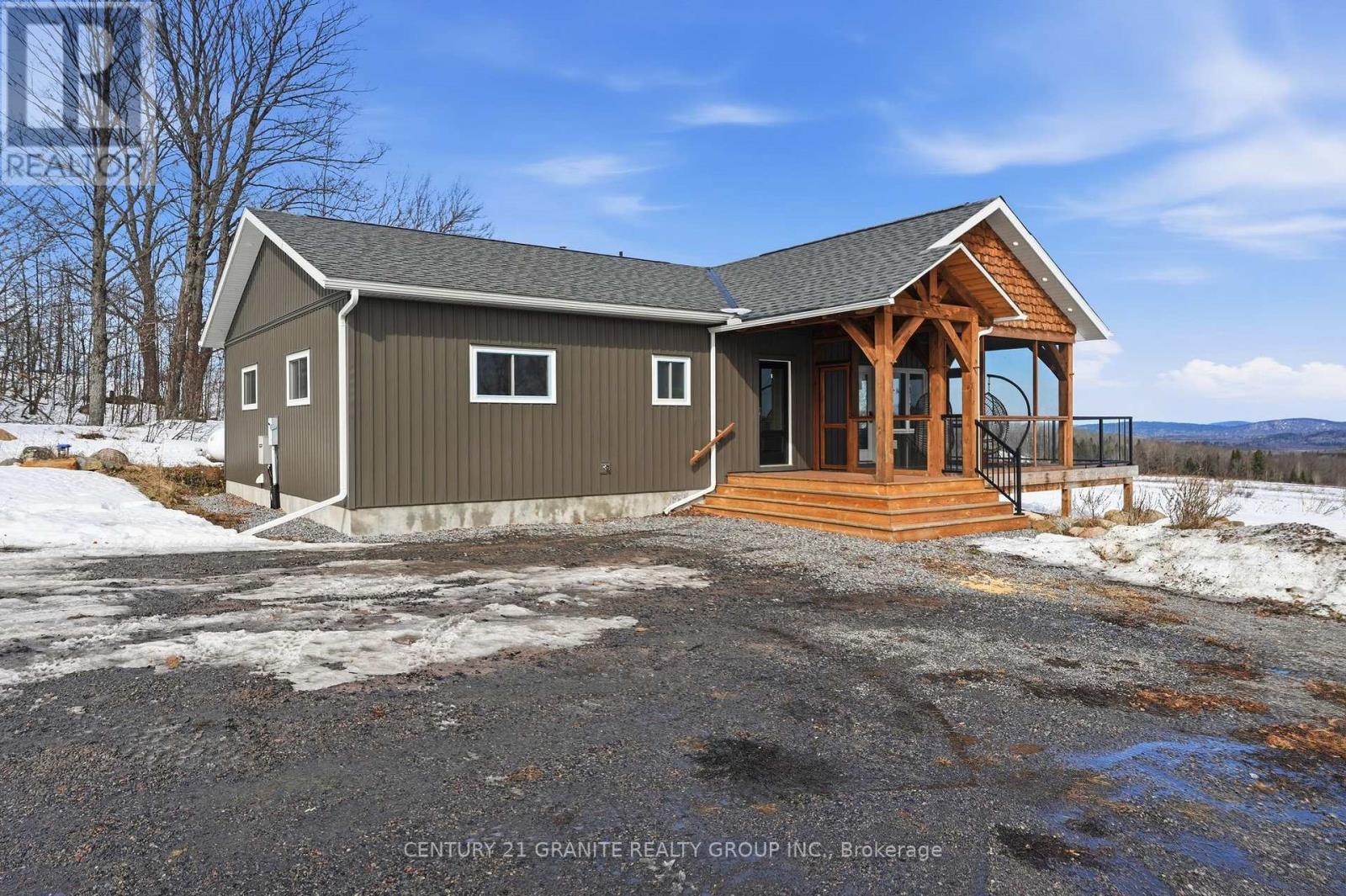 824 East Road Loop, Hastings Highlands (Monteagle Ward), Ontario  K0L 1C0 - Photo 2 - X12867392