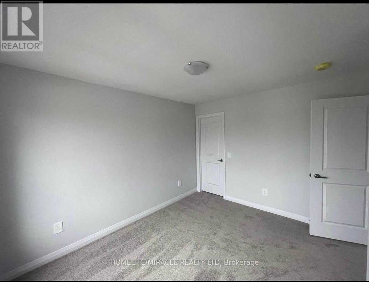 62 Corley Street, Kawartha Lakes (Lindsay), Ontario  K9V 6C2 - Photo 10 - X12868428