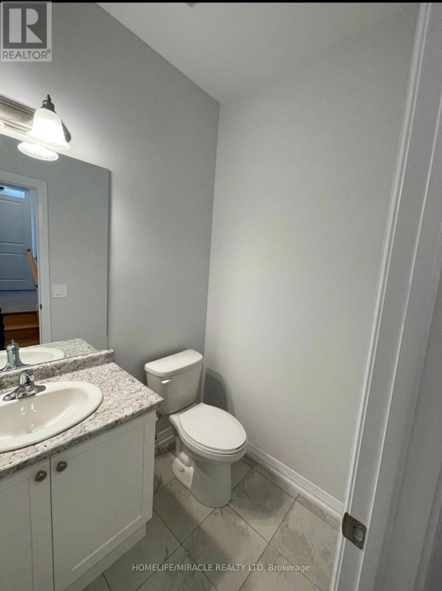 62 Corley Street, Kawartha Lakes (Lindsay), Ontario  K9V 6C2 - Photo 11 - X12868428