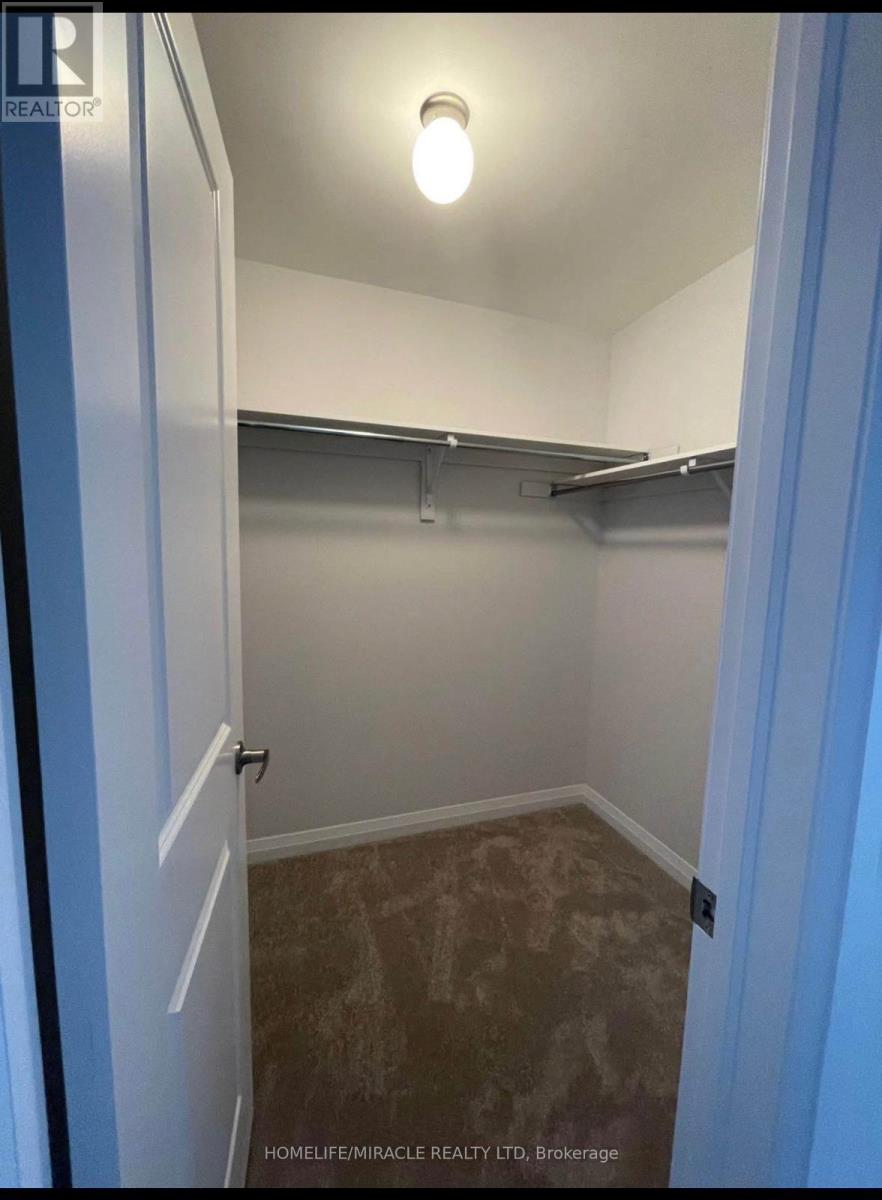 62 Corley Street, Kawartha Lakes (Lindsay), Ontario  K9V 6C2 - Photo 6 - X12868428