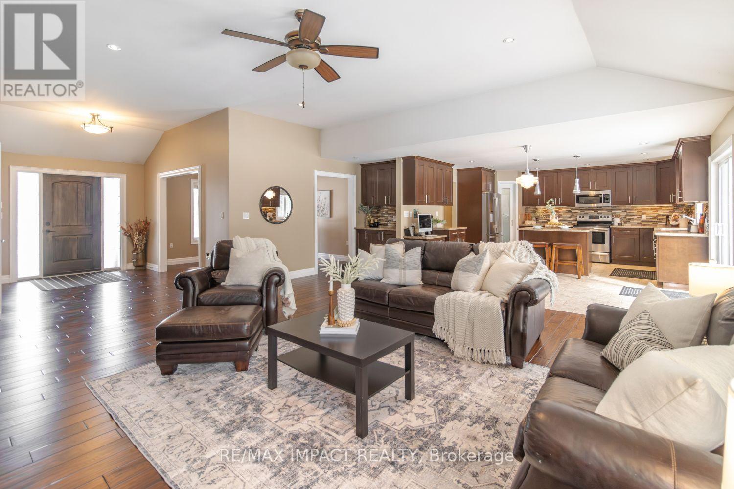 489 Larmer Line, Cavan Monaghan (Cavan Twp), Ontario  K0L 1V0 - Photo 11 - X12868652