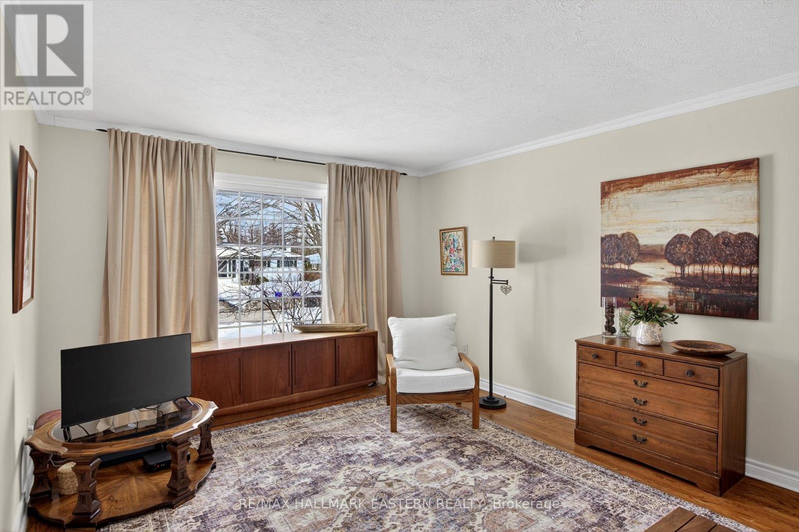 897 Westdale Avenue, Peterborough (Northcrest Ward 5), Ontario  K9H 6C5 - Photo 10 - X12869432