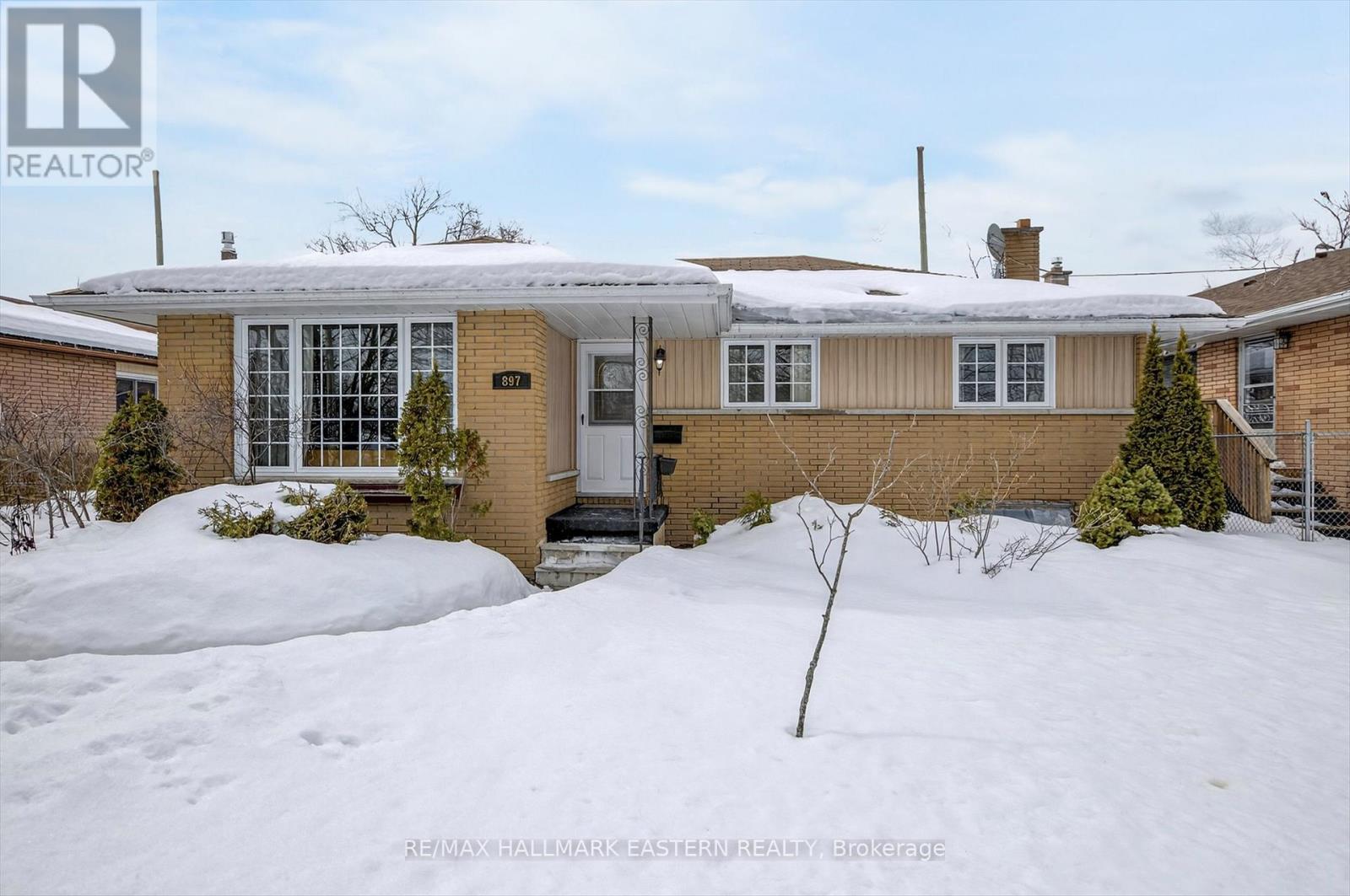 897 Westdale Avenue, Peterborough (Northcrest Ward 5), Ontario  K9H 6C5 - Photo 2 - X12869432