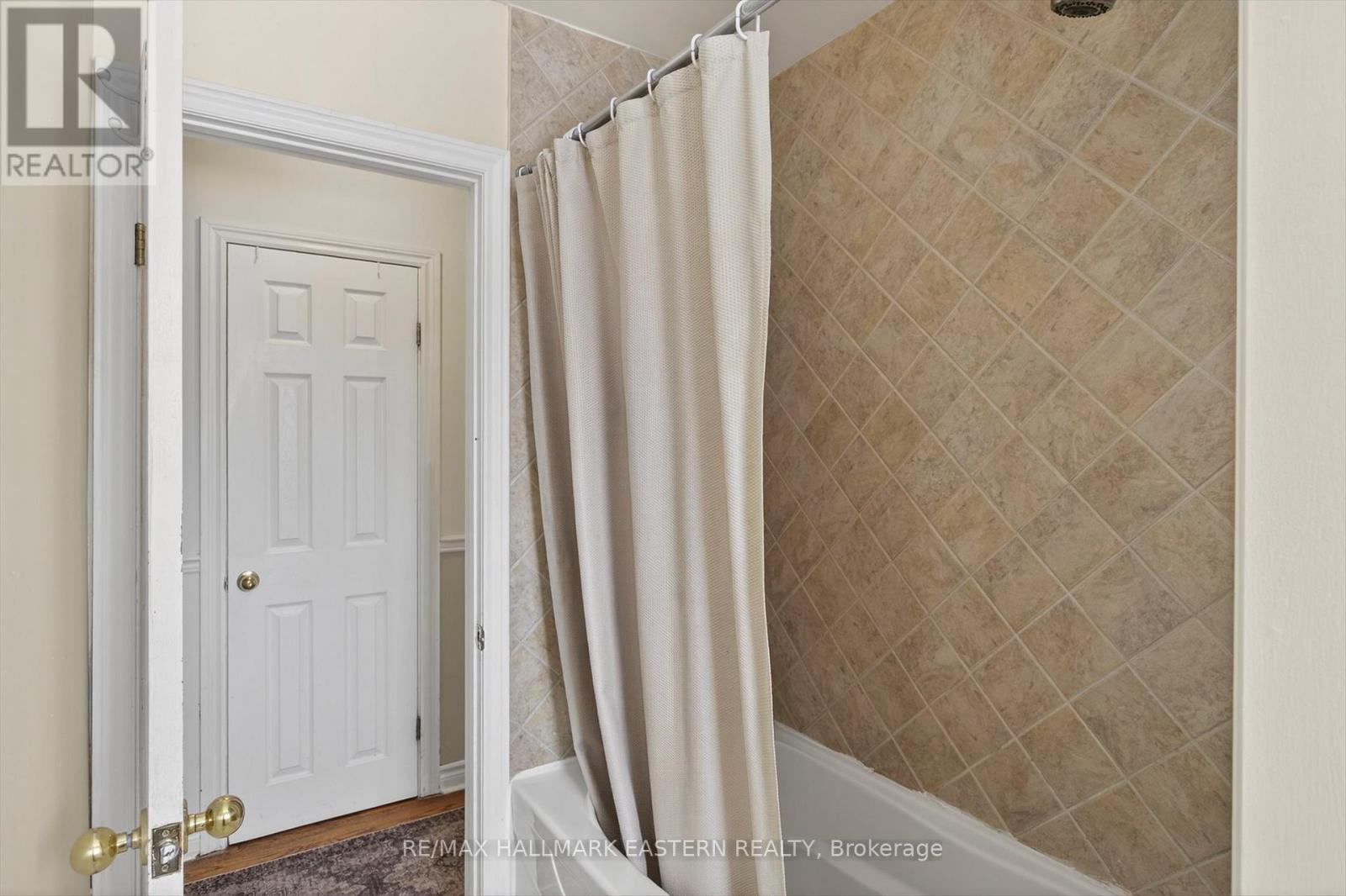 897 Westdale Avenue, Peterborough (Northcrest Ward 5), Ontario  K9H 6C5 - Photo 22 - X12869432