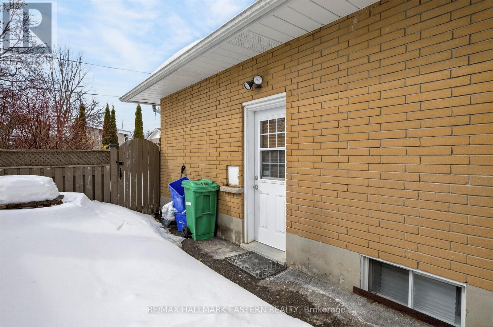 897 Westdale Avenue, Peterborough (Northcrest Ward 5), Ontario  K9H 6C5 - Photo 40 - X12869432
