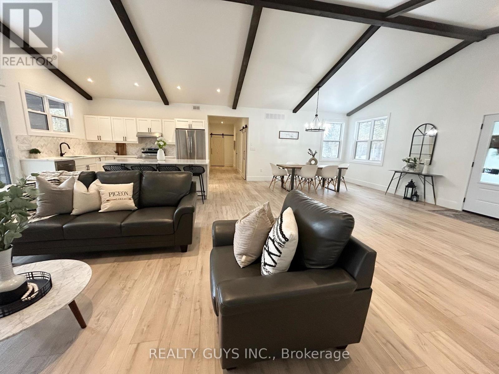 2 Ivy Street, Kawartha Lakes (Emily), Ontario  K0L 2W0 - Photo 2 - X12869498