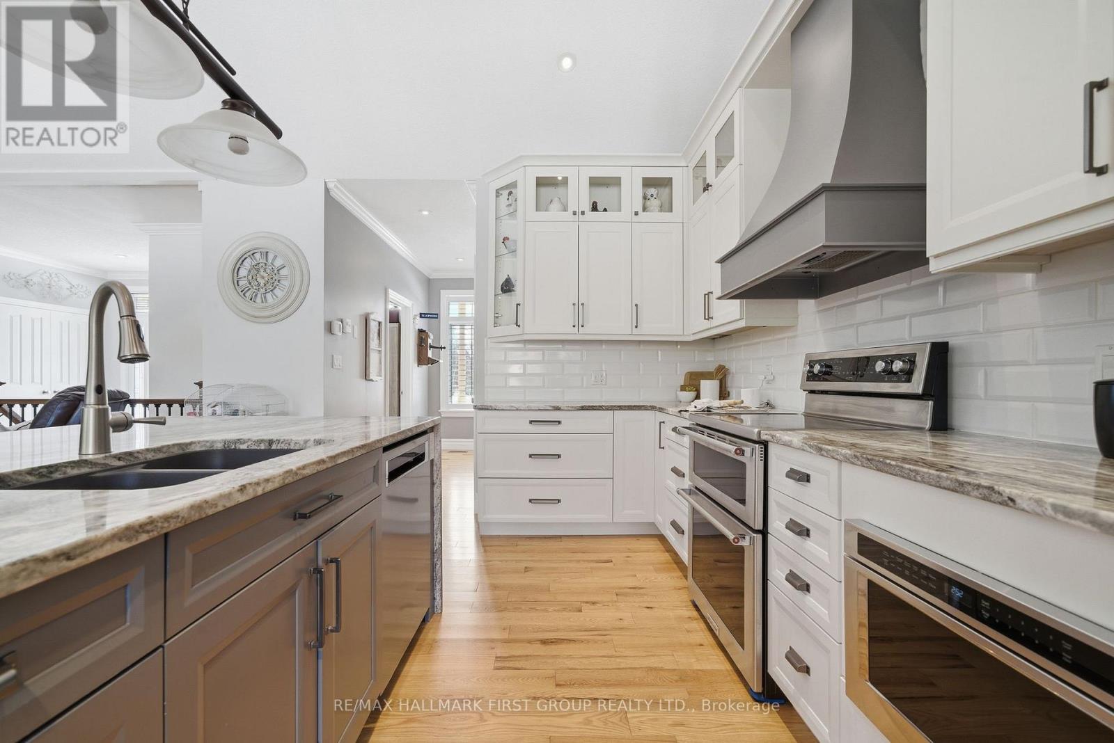 220 Wright Crescent, Port Hope (Garden Hill), Ontario  L0A 1B0 - Photo 16 - X12869648