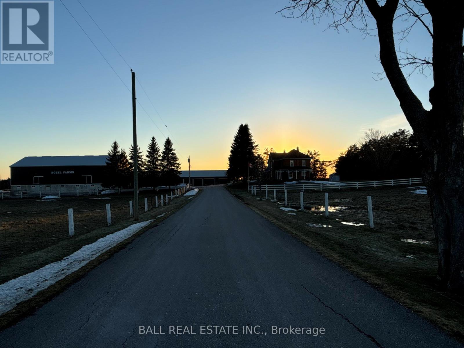 1034 Tara Road, Selwyn, Ontario  K9J 6X2 - Photo 2 - X12870028