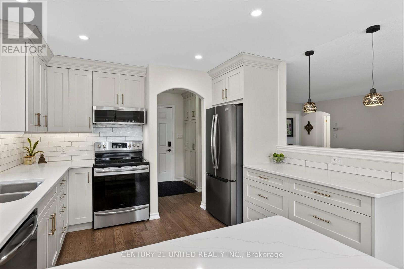 75 Mcgibbon Boulevard, Kawartha Lakes (Lindsay), Ontario  K9V 6G5 - Photo 12 - X12871222