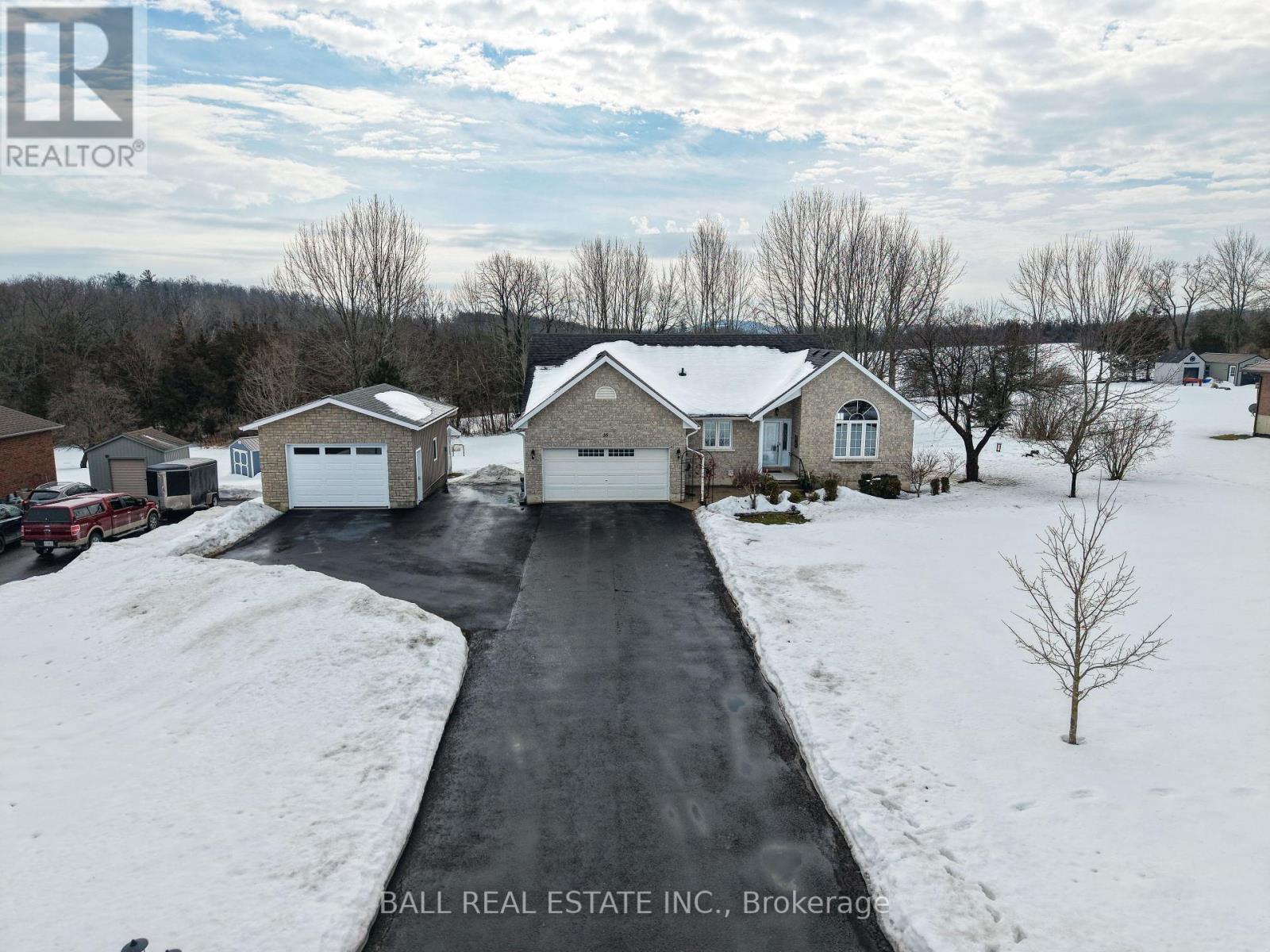 35 Applewood Drive, Trent Hills (Campbellford), Ontario  K0L 1L0 - Photo 41 - X12872076