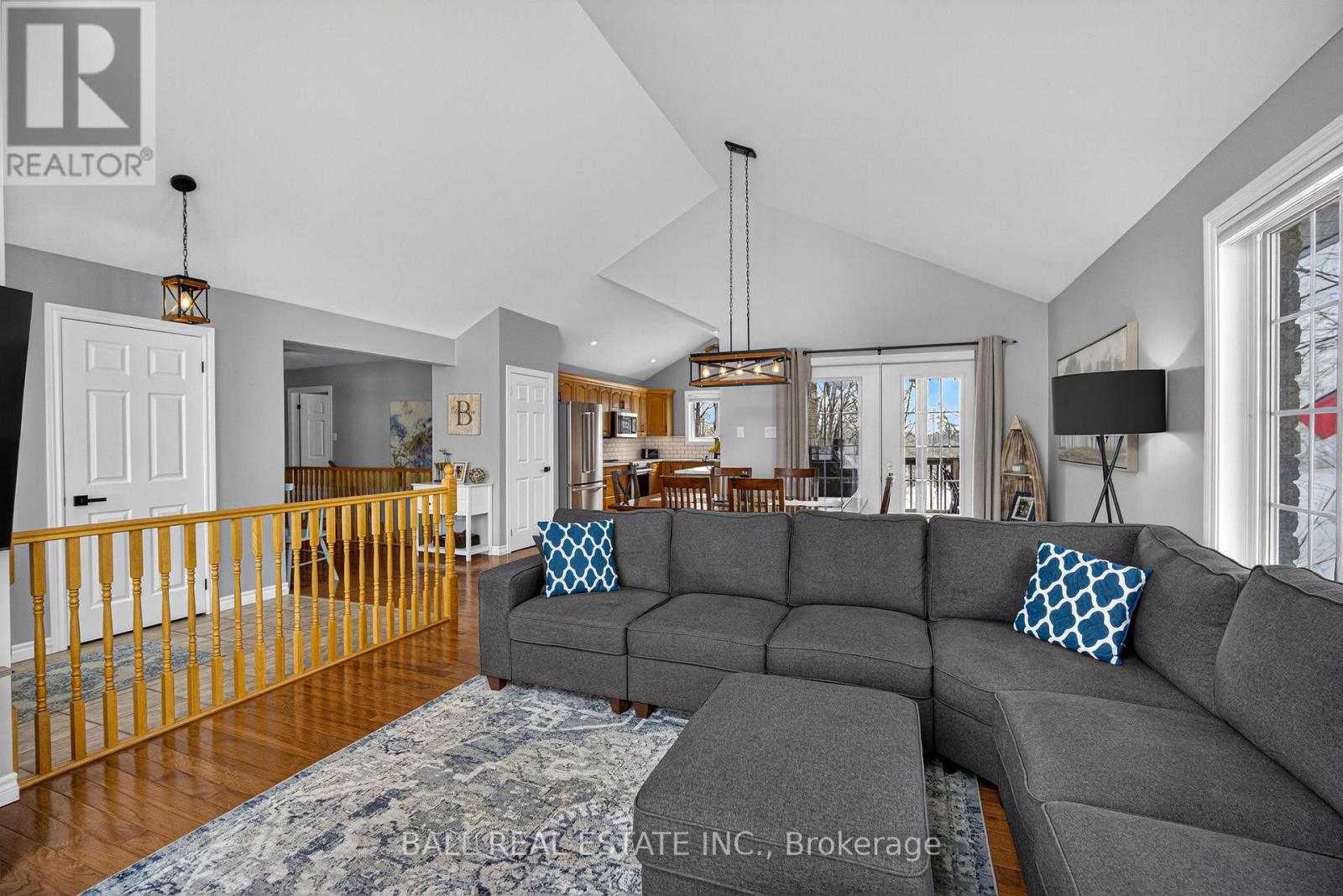 35 Applewood Drive, Trent Hills (Campbellford), Ontario  K0L 1L0 - Photo 6 - X12872076