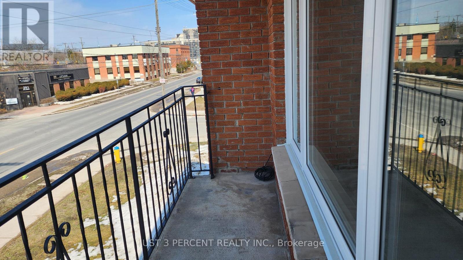 198 Aylmer Street N, Peterborough (Town Ward 3), Ontario  K9J 3K1 - Photo 12 - X12872516