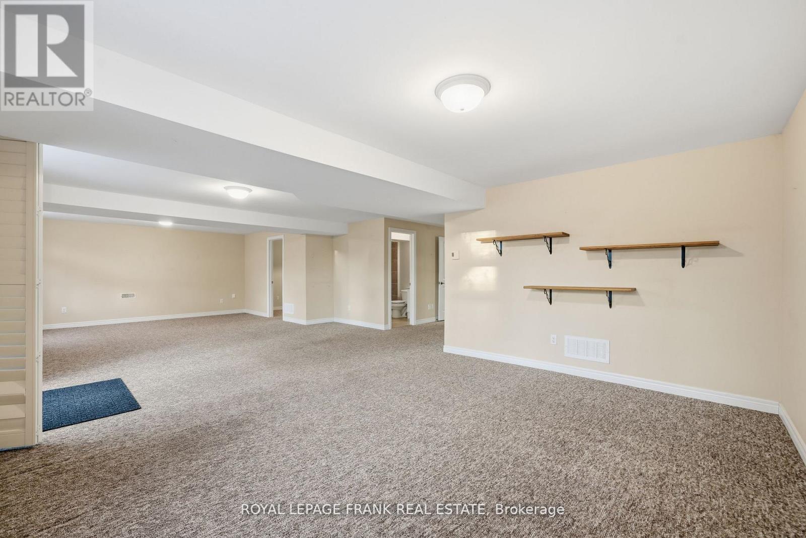 7 Brock Street, Kawartha Lakes (Lindsay), Ontario  K9V 0B9 - Photo 34 - X12872816