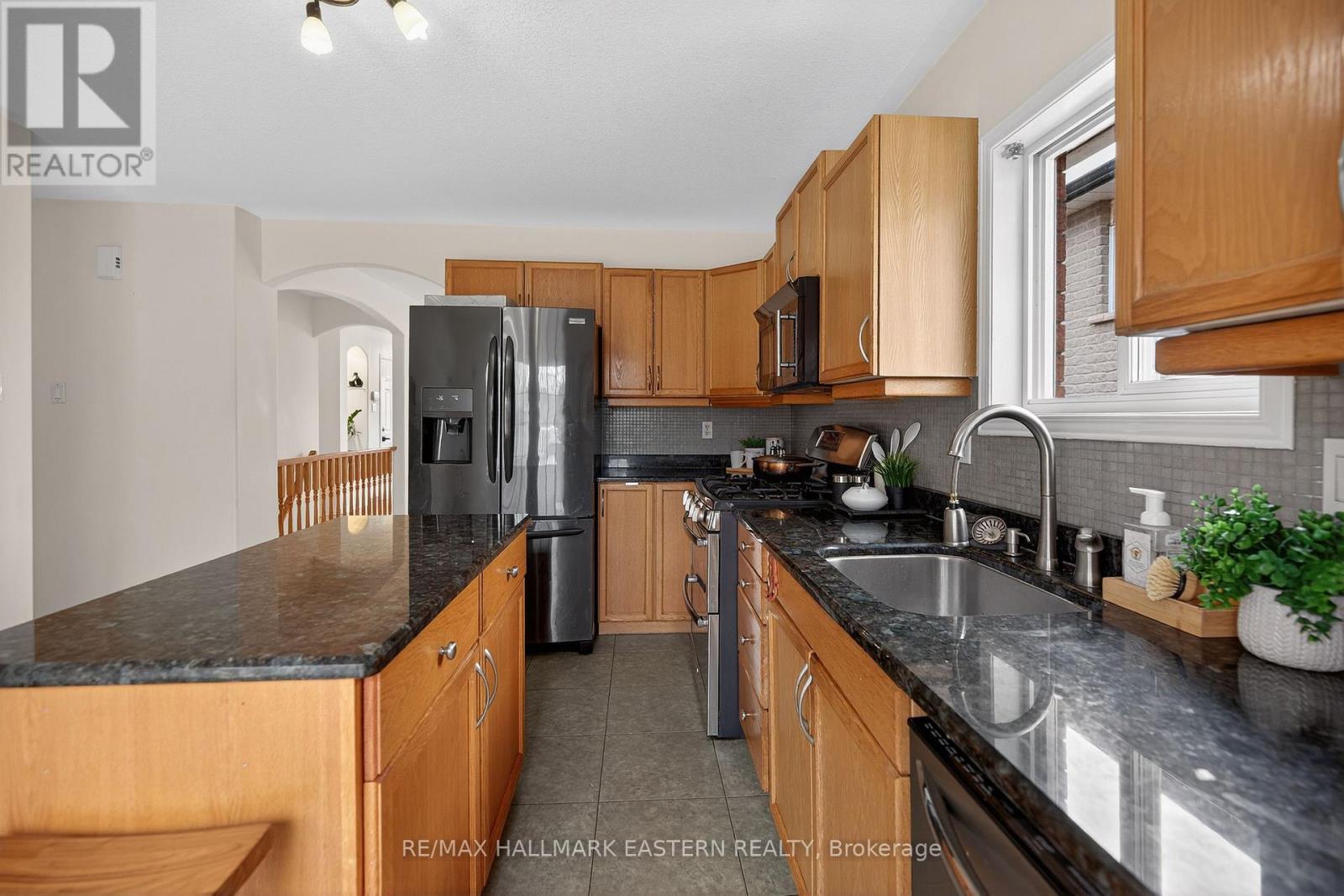 664 Trailview Drive, Peterborough (Ashburnham Ward 4), Ontario  K9J 8P1 - Photo 16 - X12873112