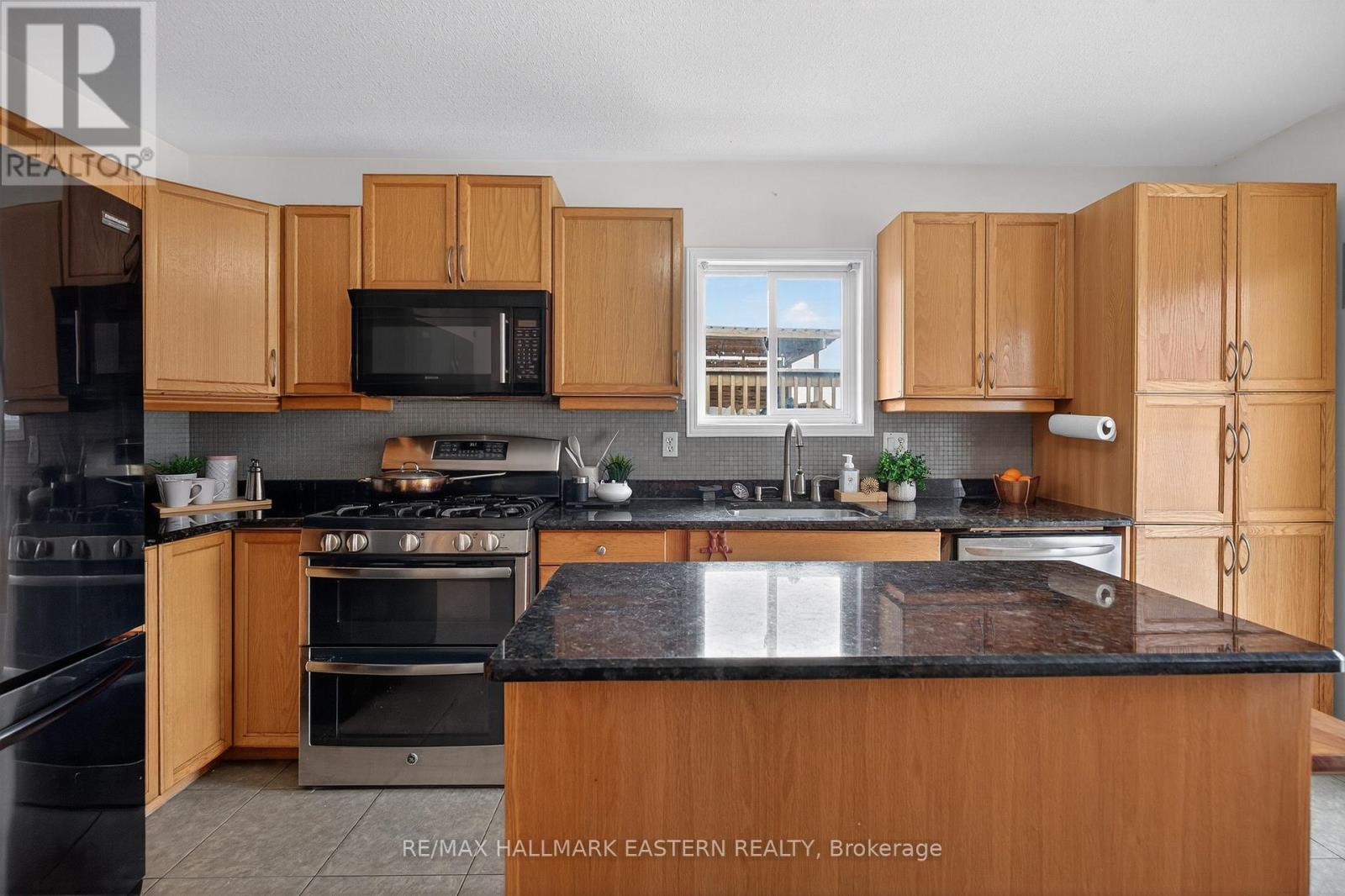 664 Trailview Drive, Peterborough (Ashburnham Ward 4), Ontario  K9J 8P1 - Photo 17 - X12873112