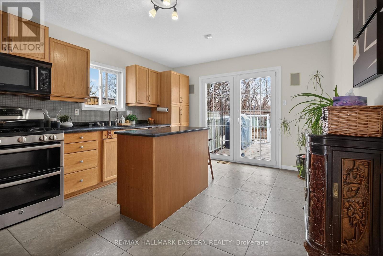 664 Trailview Drive, Peterborough (Ashburnham Ward 4), Ontario  K9J 8P1 - Photo 18 - X12873112